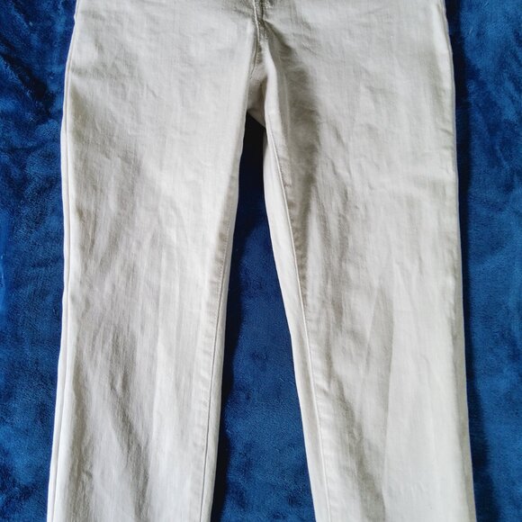 Solid White Soft Stretch Straight Cotton Skinny Jeans Size 8P EUC - Picture 11 of 14